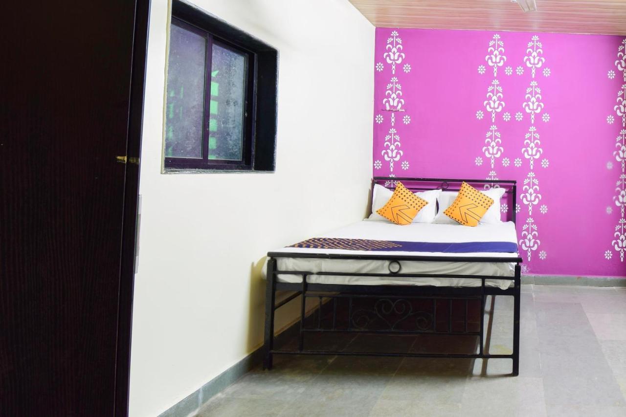 Spot On 66795 Hotel Abhijeet Otur Exterior photo